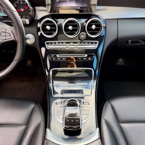 Mercedes Benz C200