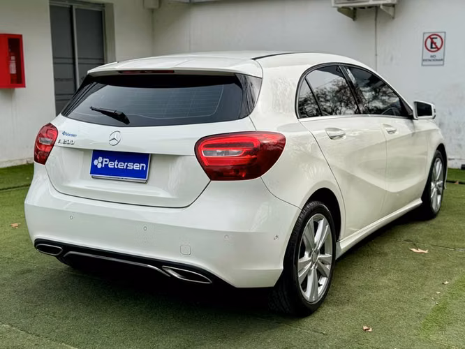 MERCEDES BENZ A 200 MECANICO - 2016 | 2915