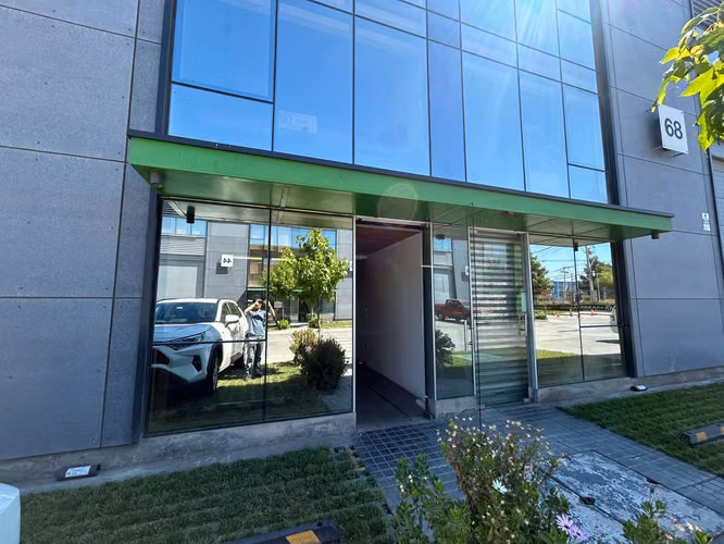 Se Arrienda Bodega Comercial Renca