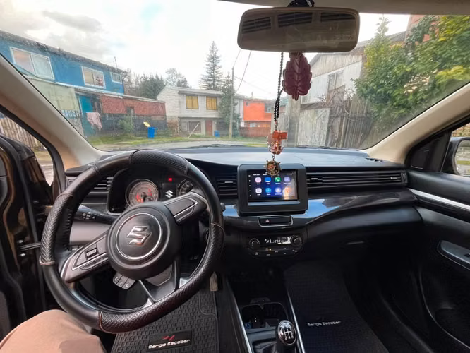 SUZUKI XL7 GLX AÑO 2022