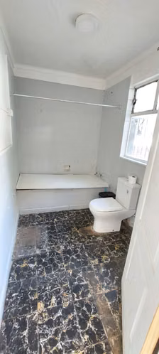 CASA COMERCIAL 130M2 3P 2B 2E CALLE COCHRANE