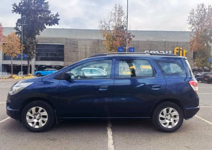 Chevrolet Spin 2017 1.8 Mecánica | 8 Pasajeros | 98.000 km | $6.700.000