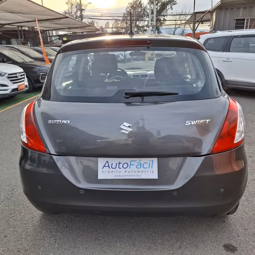 SUZUKI SWIFT 2014 AUTOMATICO JAPONES FULL EQUIPO 1.4