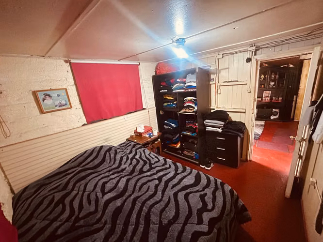Vende Casa 2 dormitorios 1 baño Metro Cardenal Caro Conchalí