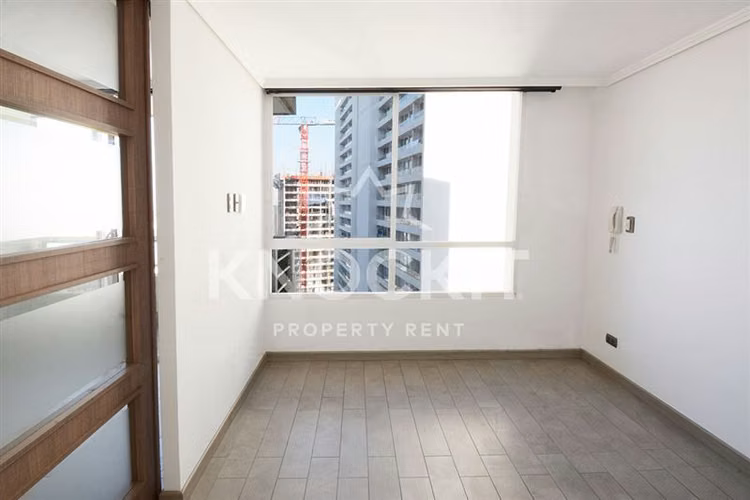 Arriendo Departamento con Balcón 1D1B en Estación Central