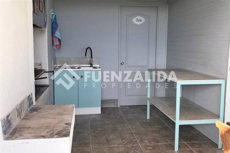 Casa en venta de 5 dorm. en Quintero