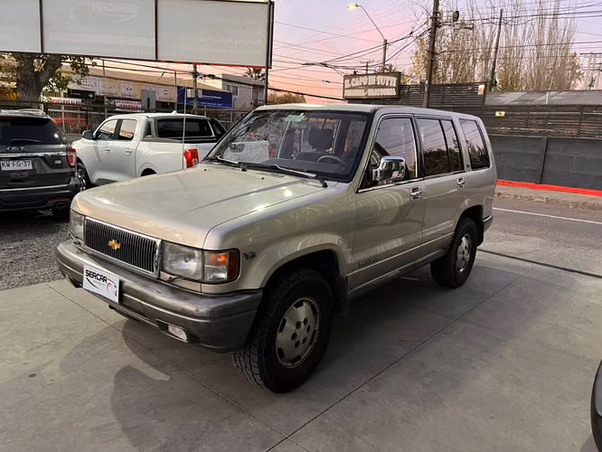 CHEVROLET TROOPER VERSION 4X4 AUTOMATICO