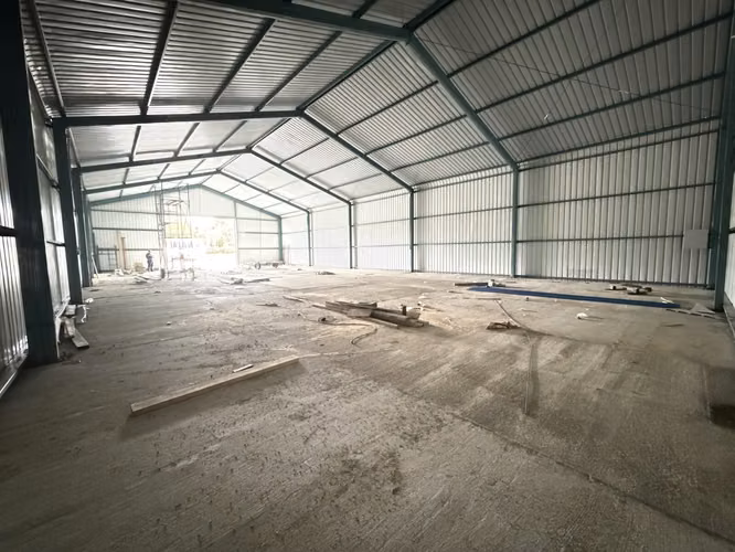 Se arriendo bodega NUEVA 450 m2