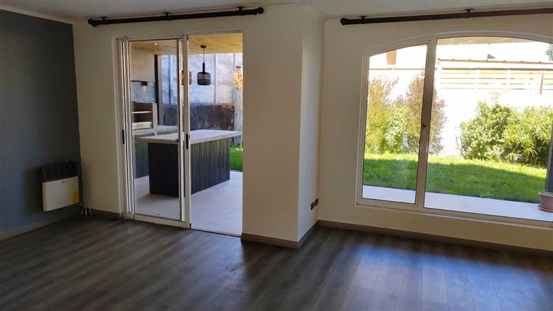 Casa en arriendo de 3 dorm. en Huechuraba