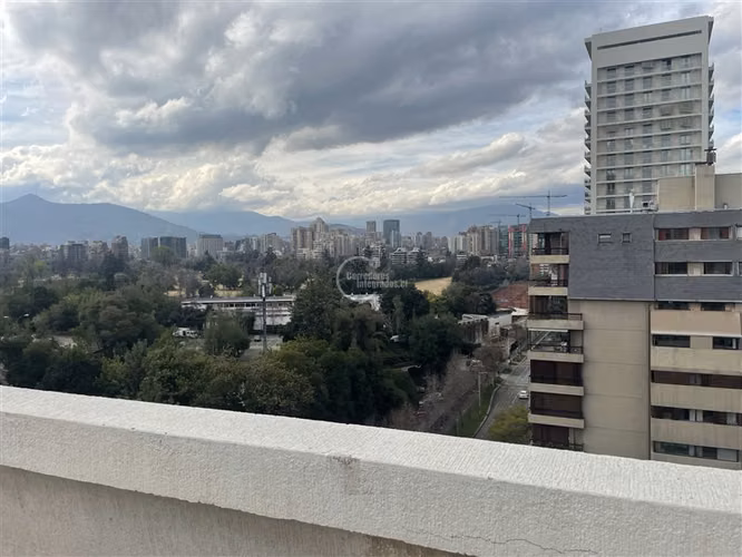 Departamento en venta de 2 dorm. en El Golf - Imagen 28
