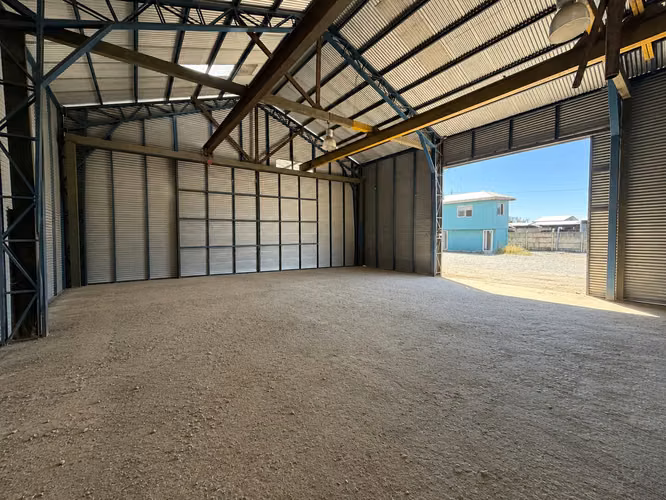 Se arrienda bodega urbana 252 m2