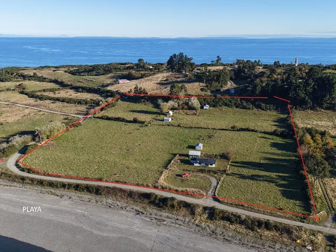 Se vende terreno a orilla de playa Isla Tabon