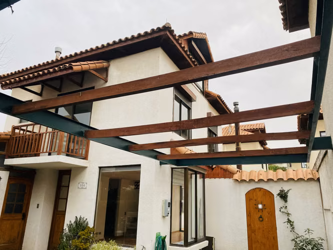 VASS ARRIENDA LINDA CASA EN CONDOMINIO DE CONCON