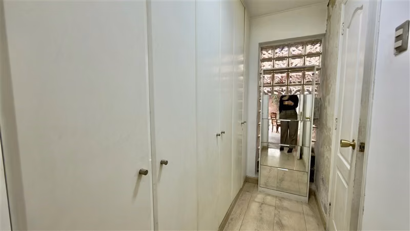 Casa de 6 Dormitorios y piscina en las condes