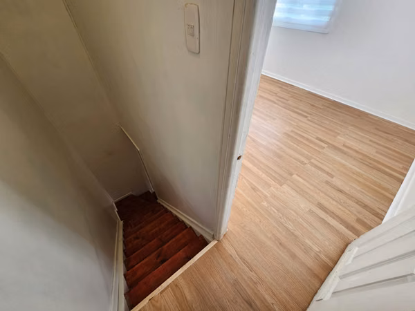 Coyhaique, arriendo. Hermosa, termica y renovada. 7 minutos de la plaza - Imagen 8
