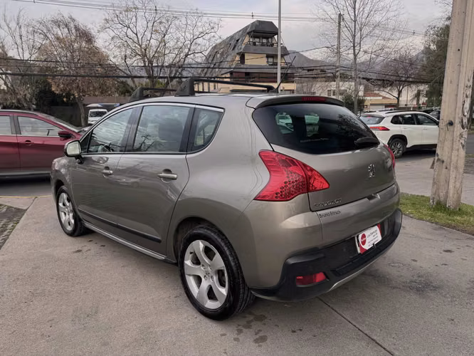 PEUGEOT 3008 ACTIVE HDI FULL 1.6 DIESEL SOLO 124.000KM UNICO DUEÑO 2013 - Imagen 5