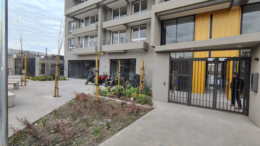 Local en Arriendo 76m2 amplia visibilidad