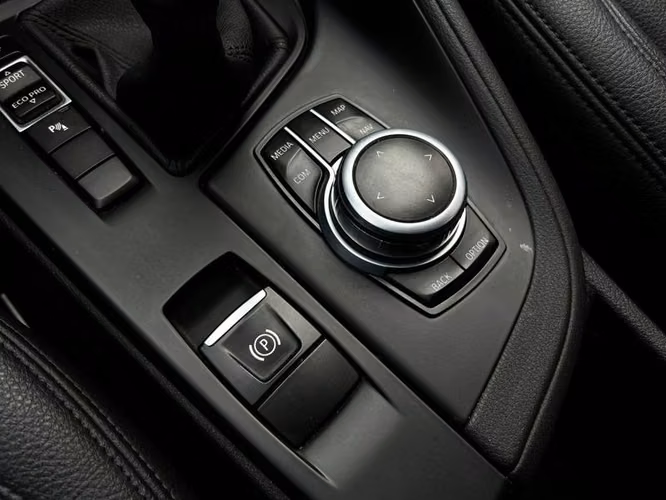 BMW X1 SDRIVE18D DYNAMIC - 2021 | 410