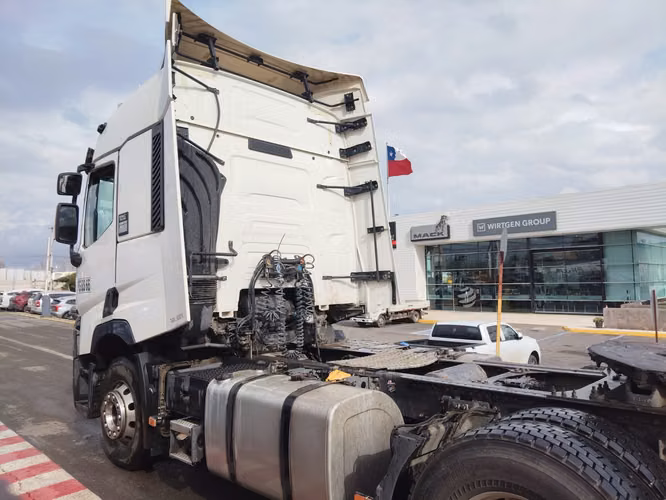 Tracto Renault Modelo T480 6X2