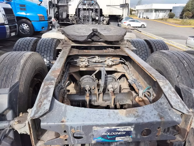 Tracto Renault Modelo T480 6X2