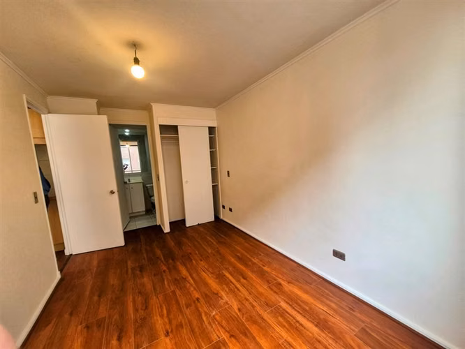 Departamento en venta de 1 dorm. en Santiago Metro B. Artes