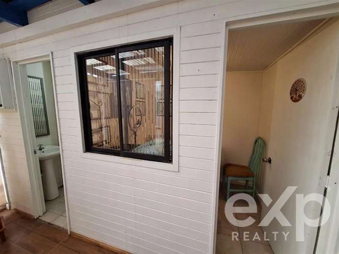 Vende Casa 96 m2 (3D 3B) en Pichilemu