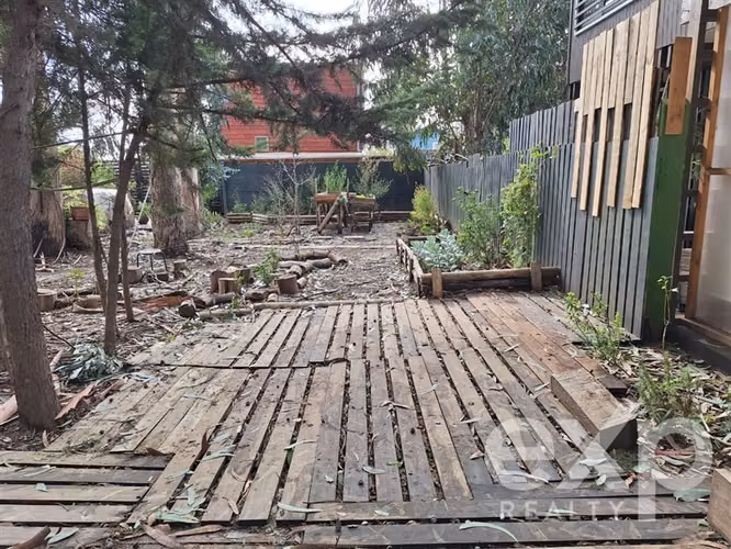 Vende Casa 96 m2 (3D 3B) en Pichilemu