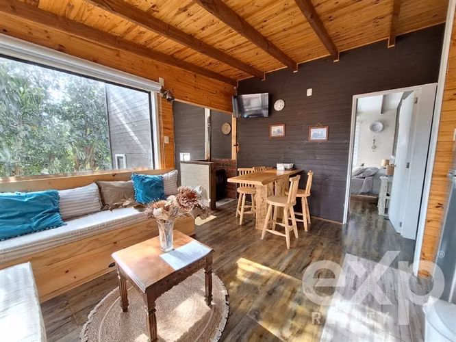 Vende Terreno con Construccion casa 96 m2 Pichilemu