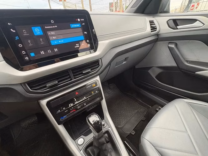 VOLKSWAGEN T-CROSS 2025