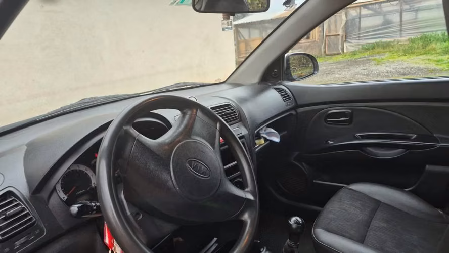 Se vende kia morning 2011