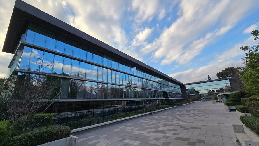Oficina remodelada en Las Condes. (178097)