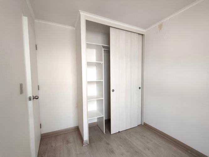 ARRIENDO DEPARTAMENTO 2D 1B CON EST LA CISTERNA