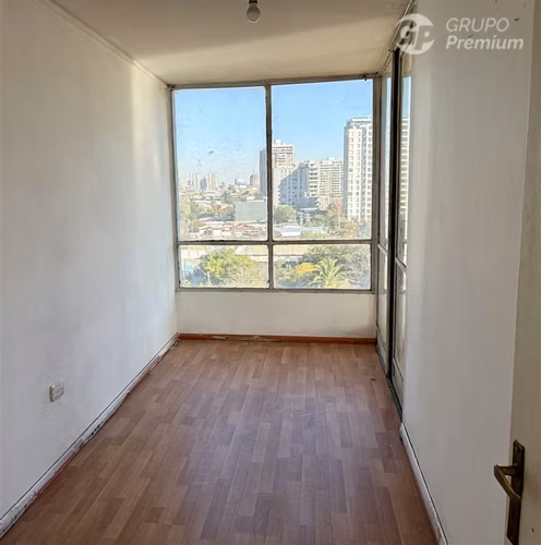 En Venta Amplio Depto 4D 2B en Recoleta Cerca Metro