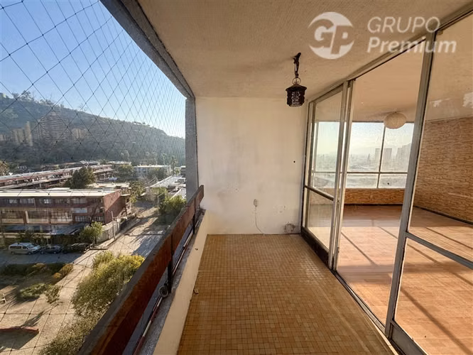 En Venta Amplio Depto 4D 2B en Recoleta Cerca Metro