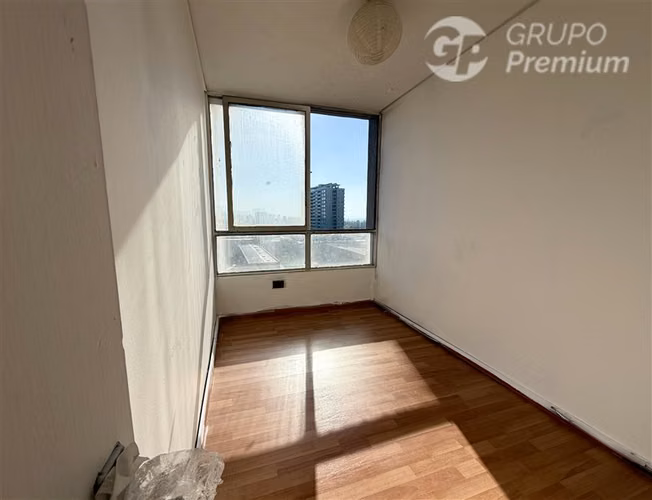 En Venta Amplio Depto 4D 2B en Recoleta Cerca Metro