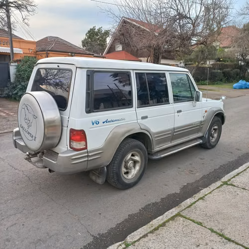 HYUNDAI GALLOPER II GL AT AÑO 1998 FULL EQUIPO