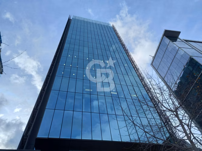 Local Comercial  en Las Condes, Ubicación TOP