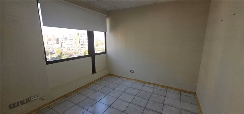 Oficina en arriendo en San Miguel - Imagen 8