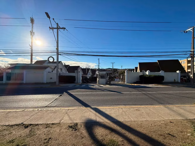 ENTORNO FAMILIAR Y SEGURO ACA EN CONDOMINIO LOS MAITENES