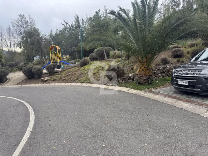 Acogedora Casa en Condominio en San Carlos de Apoquindo