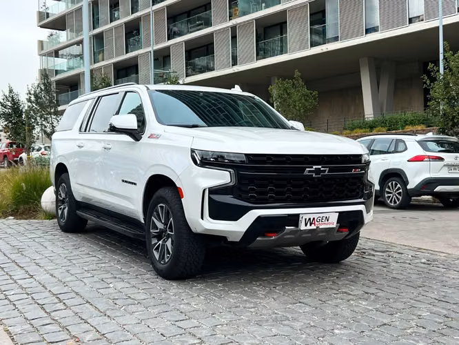 CHEVROLET SUBURBAN Z71 5.3 2023