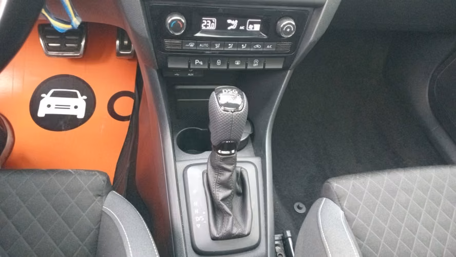 SKODA SPACEBACK TSI STYLE DSG 2017
