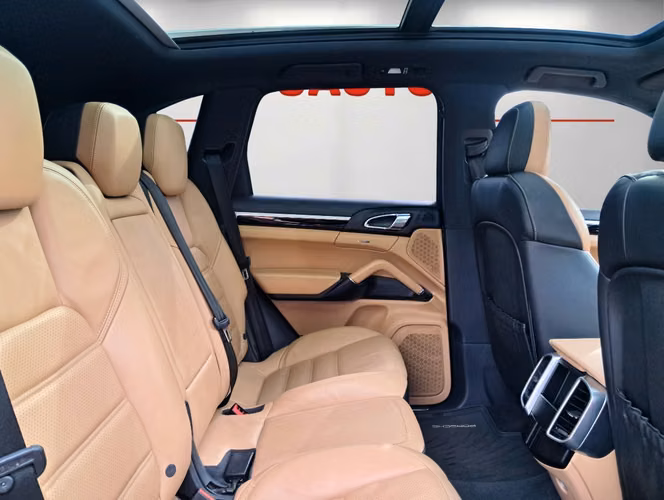 PORSCHE CAYENNE V6 E2 3.6 AUT 2016