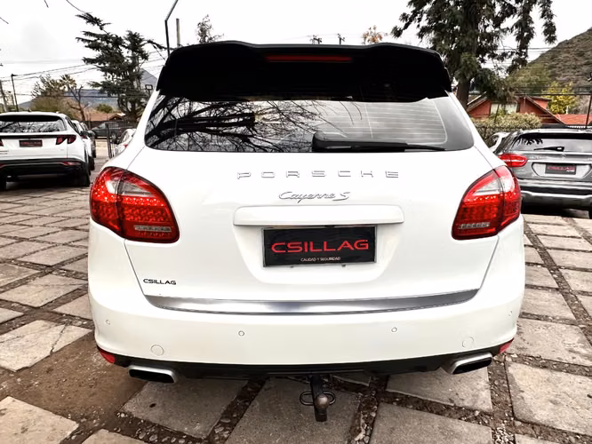 PORSCHE CAYENNE S 4.8 V8  2014