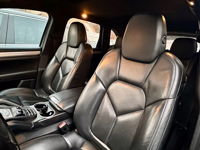PORSCHE CAYENNE S 4.8 V8  2014