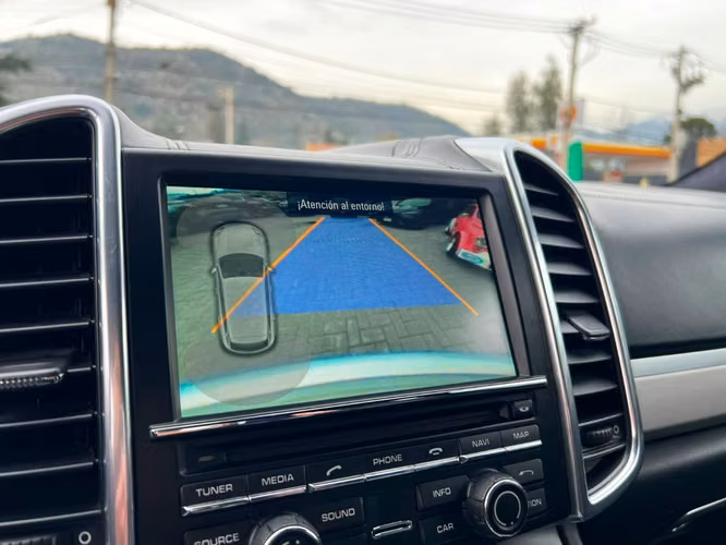 PORSCHE CAYENNE TURBO 4.8 2015