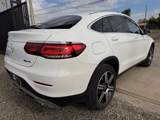 MERCEDES-BENZ GLC 220D 4MATIC 4X4 2.0 AUT 2021