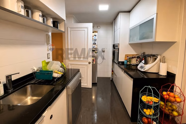 Remodelado y amplio departamento en las nieves
