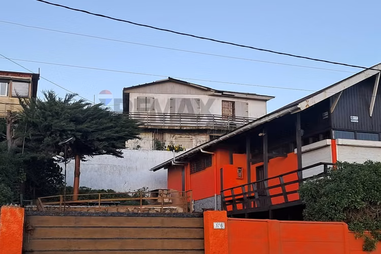 Casa el quisco con vista al mar