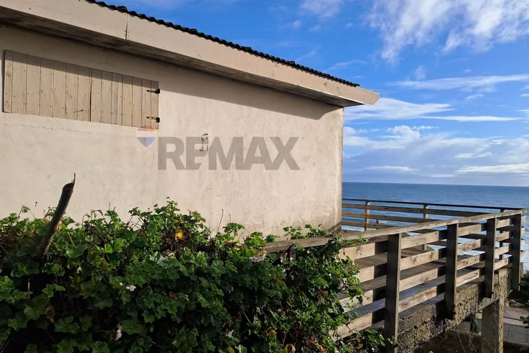 Casa el quisco con vista al mar